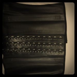 Waist Teainer size L